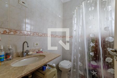 Casa à venda com 250m², 3 quartos e 4 vagasBanheiro da Suíte 3