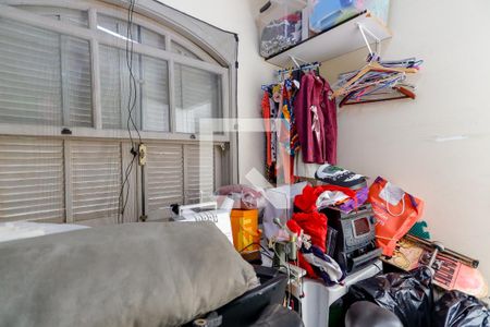 Casa à venda com 250m², 3 quartos e 4 vagasQuarto de Serviço