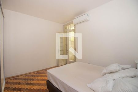 Quarto 1 de apartamento à venda com 2 quartos, 107m² em Floresta, Porto Alegre