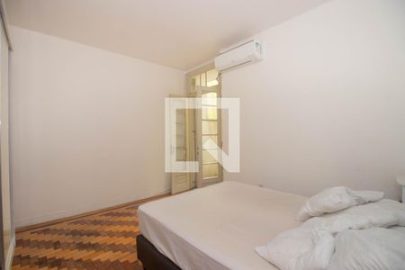 Quarto 1 de apartamento para alugar com 2 quartos, 107m² em Floresta, Porto Alegre