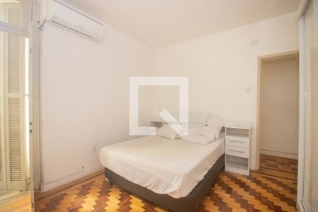 Quarto 1 de apartamento para alugar com 2 quartos, 107m² em Floresta, Porto Alegre