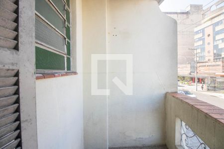 Apartamento à venda com 107m², 2 quartos e sem vaga Apartamento à venda com 107m², 2 quartos e sem vagaVaranda