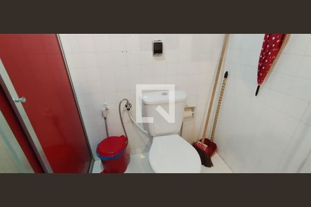 Banheiro da Suíte 1 de kitnet/studio para alugar com 1 quarto, 18m² em Itapuã, Salvador