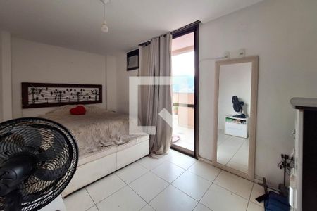 Suíte 1 de apartamento à venda com 2 quartos, 129m² em Centro, Niterói