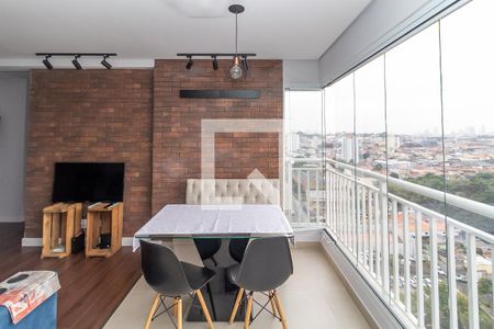 Apartamento à venda com 60m², 2 quartos e 1 vagaVaranda