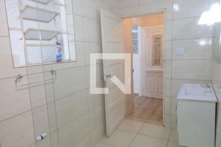Casa à venda com 120m², 2 quartos e 1 vaga Casa à venda com 120m², 2 quartos e 1 vagaBanheiro