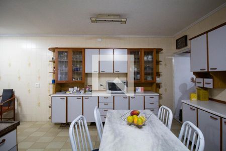 Casa à venda com 255m², 4 quartos e 2 vagasCozinha