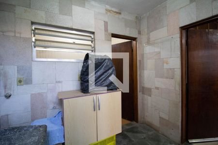 Casa à venda com 255m², 4 quartos e 2 vagasEdícula