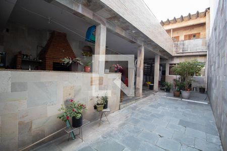 Casa à venda com 255m², 4 quartos e 2 vagasQuintal