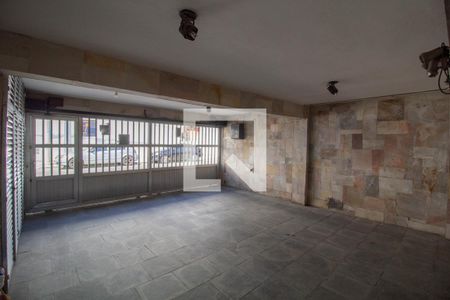 Casa à venda com 255m², 4 quartos e 2 vagasGaragem