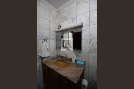 Casa à venda com 255m², 4 quartos e 2 vagasBanheiro 2