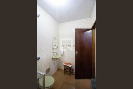 Casa à venda com 255m², 4 quartos e 2 vagasBanheiro