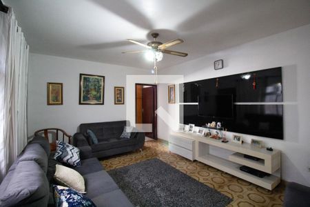 Sala de casa à venda com 4 quartos, 255m² em Vila Carmosina, São Paulo