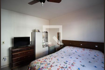 Quarto 1 de casa à venda com 4 quartos, 255m² em Vila Carmosina, São Paulo