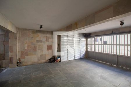 Casa à venda com 255m², 4 quartos e 2 vagasGaragem