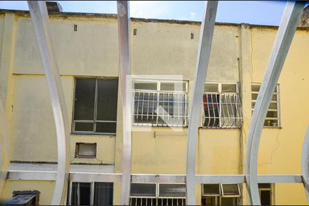 Quarto de apartamento à venda com 2 quartos, 54m² em Santa Rosa, Niterói