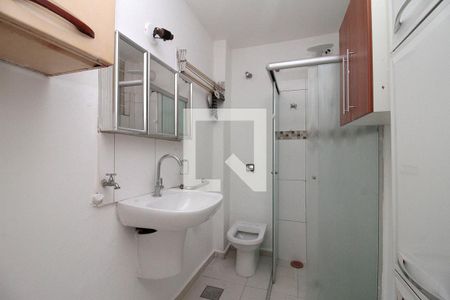 Banheiro de kitnet/studio à venda com 0 quarto, 32m² em República, São Paulo