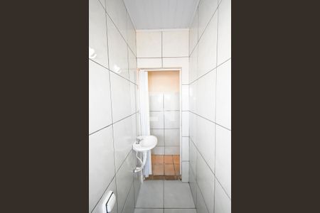 Casa para alugar com 60m², 1 quarto e sem vaga Casa para alugar com 60m², 1 quarto e sem vagaBanheiro