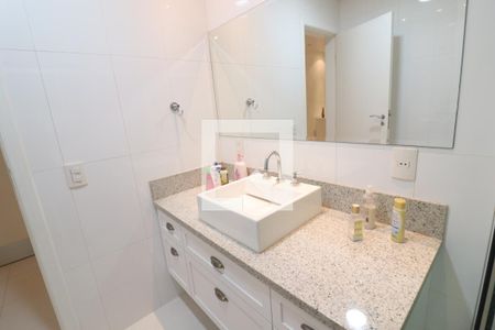 Banheiro do Quarto 3 de casa à venda com 4 quartos, 540m² em Jardim do Colegio (zona Norte), São Paulo