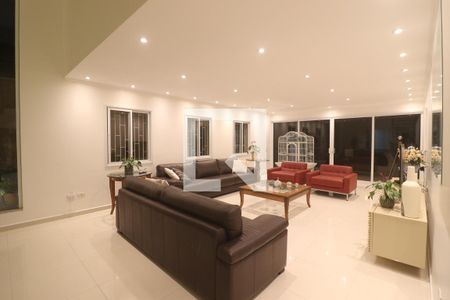 Casa à venda com 4 quartos, 540m² em Jardim do Colegio (zona Norte), São Paulo