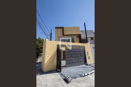 Casa à venda com 250m², 3 quartos e 2 vagasFachada