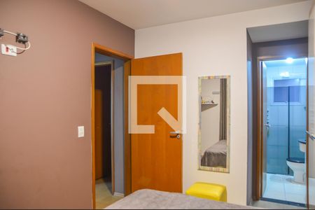 Quarto Suíte de apartamento à venda com 2 quartos, 67m² em Baeta Neves, São Bernardo do Campo