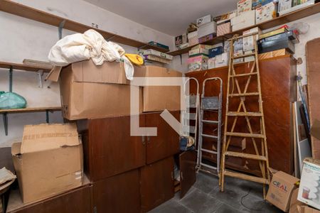 Casa à venda com 170m², 3 quartos e 2 vagasQuarto de Serviço