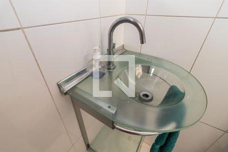 Casa à venda com 170m², 3 quartos e 2 vagasBanheiro 2