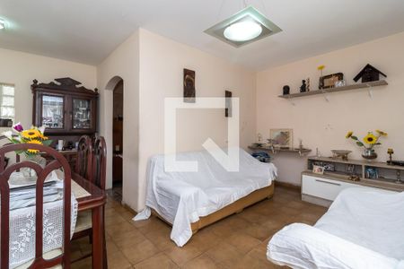 Casa à venda com 170m², 3 quartos e 2 vagasSala de Estar