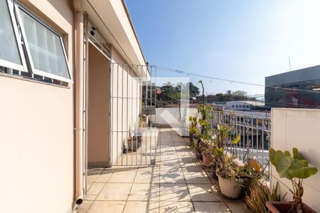 Casa à venda com 170m², 3 quartos e 2 vagasVaranda