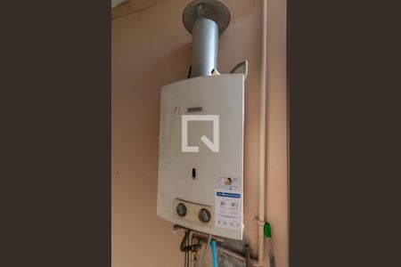 Casa à venda com 170m², 3 quartos e 2 vagasÁrea de Serviço