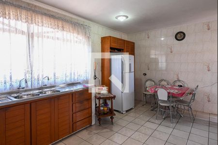 Casa à venda com 360m², 3 quartos e 5 vagas Casa à venda com 360m², 3 quartos e 5 vagasCozinha