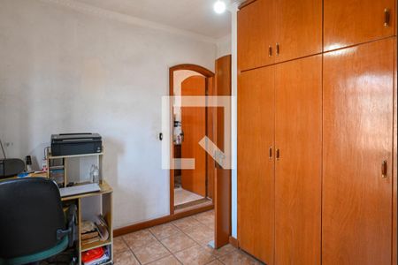 Casa à venda com 360m², 3 quartos e 5 vagas Casa à venda com 360m², 3 quartos e 5 vagasQuarto 2