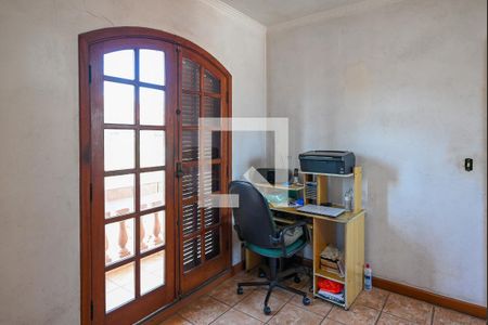 Casa à venda com 360m², 3 quartos e 5 vagas Casa à venda com 360m², 3 quartos e 5 vagasQuarto 2