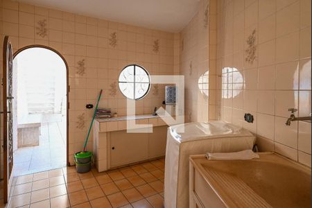 Casa à venda com 360m², 3 quartos e 5 vagas Casa à venda com 360m², 3 quartos e 5 vagasArea de Serviço