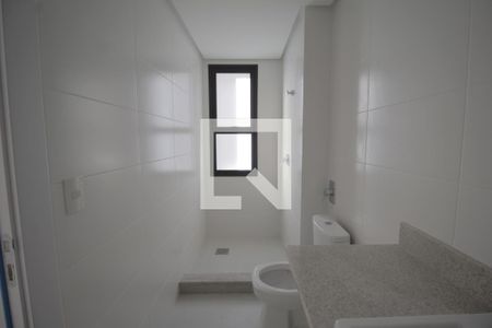 Apartamento à venda com 184m², 3 quartos e 3 vagasBanheiro da Suíte 1