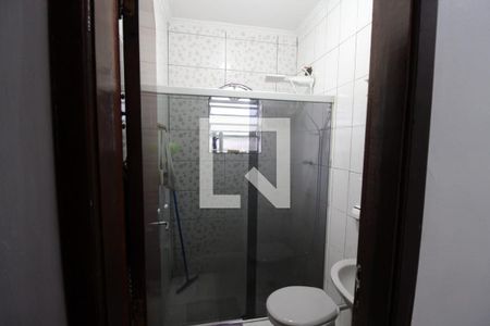 Casa à venda com 150m², 3 quartos e 4 vagas Casa à venda com 150m², 3 quartos e 4 vagasBanheiro