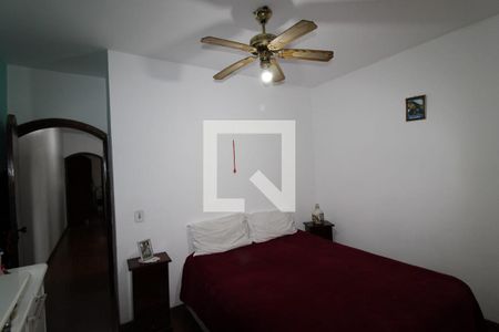 Casa à venda com 150m², 3 quartos e 4 vagas Casa à venda com 150m², 3 quartos e 4 vagasQuarto 2