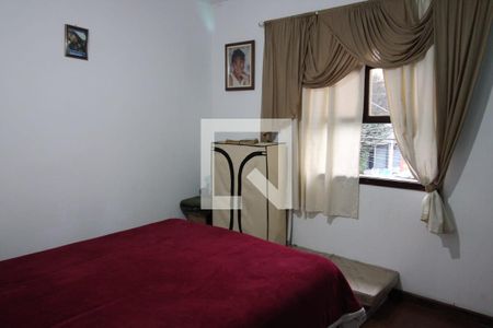 Casa à venda com 150m², 3 quartos e 4 vagas Casa à venda com 150m², 3 quartos e 4 vagasQuarto 2