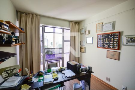 Apartamento à venda com 153m², 4 quartos e 1 vagaQuarto 1