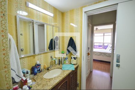 Apartamento à venda com 153m², 4 quartos e 1 vagaBanheiro