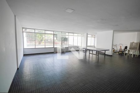 Apartamento à venda com 153m², 4 quartos e 1 vagaÁrea comum - Salão de festas