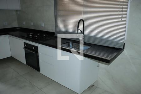 Casa de Condomínio para alugar com 3 quartos, 110m² em Jardim Semiramis, Cotia