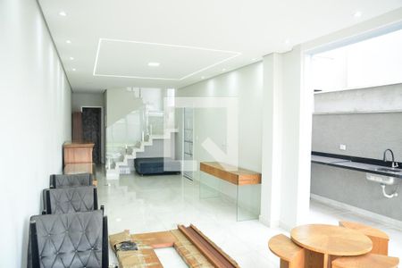 Sala de casa de condomínio para alugar com 3 quartos, 110m² em Jardim Semiramis, Cotia