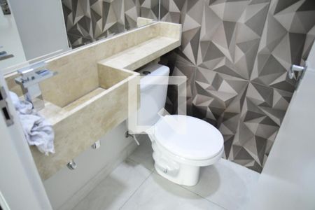 Lavabo de casa de condomínio para alugar com 3 quartos, 110m² em Jardim Semiramis, Cotia