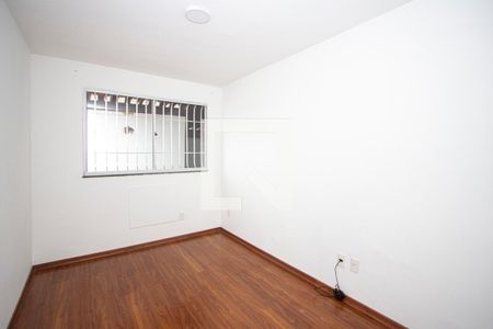 Quarto 1 de apartamento para alugar com 2 quartos, 68m² em Colubandê, São Gonçalo