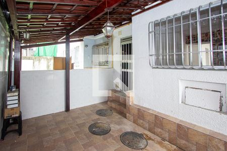 Apartamento para alugar com 68m², 2 quartos e 1 vagaÁrea de Serviço