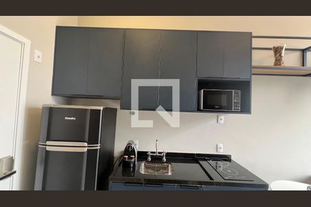 Studio para alugar com 27m², 1 quarto e sem vaga Studio para alugar com 27m², 1 quarto e sem vagaCozinha - Armários