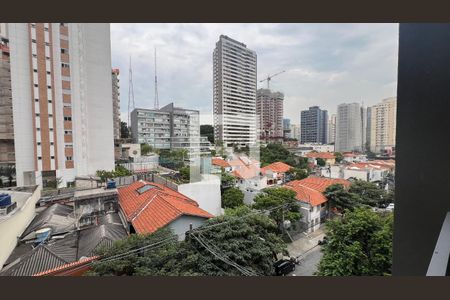 Studio para alugar com 27m², 1 quarto e sem vaga Studio para alugar com 27m², 1 quarto e sem vagaVista da Sacada