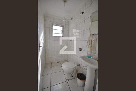 Banheiro de casa para alugar com 1 quarto, 35m² em Vila Constança, São Paulo